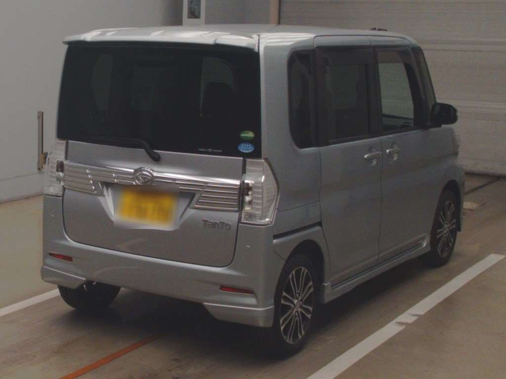 2017 Daihatsu Tanto Custom LA600S[1]