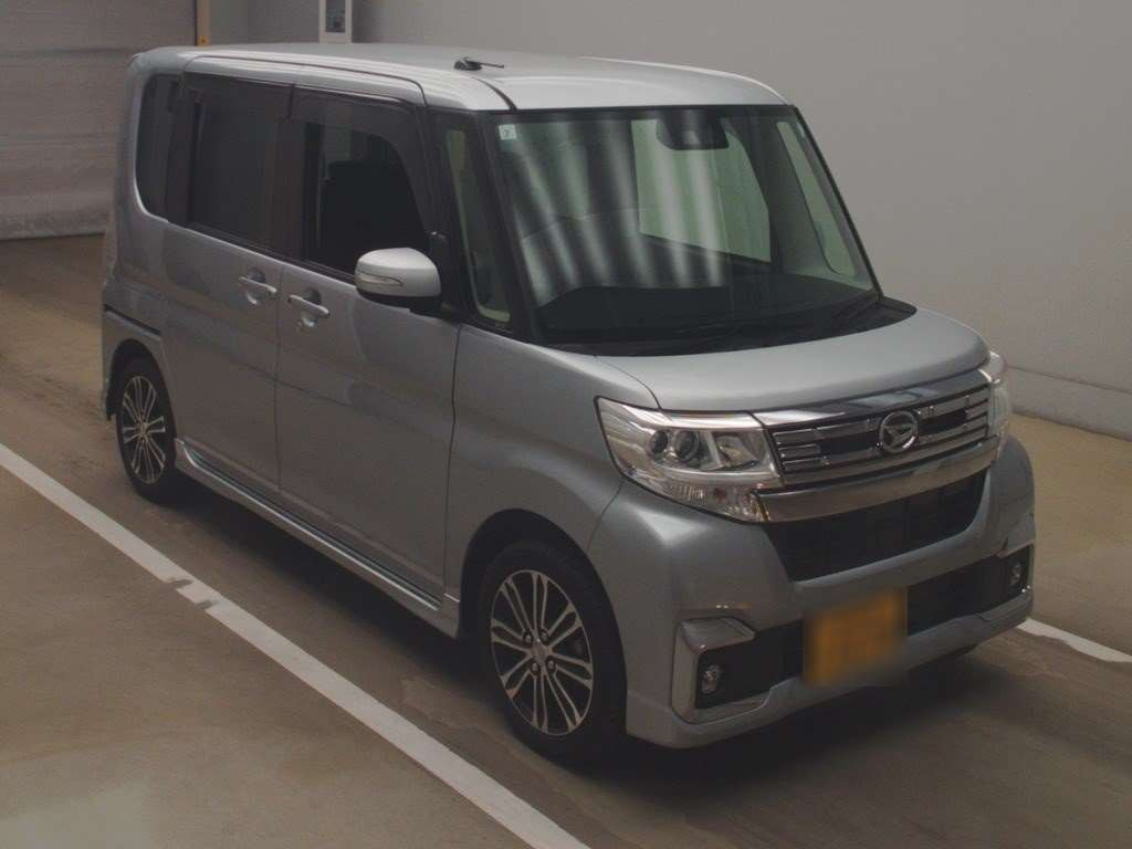 2017 Daihatsu Tanto Custom LA600S[2]