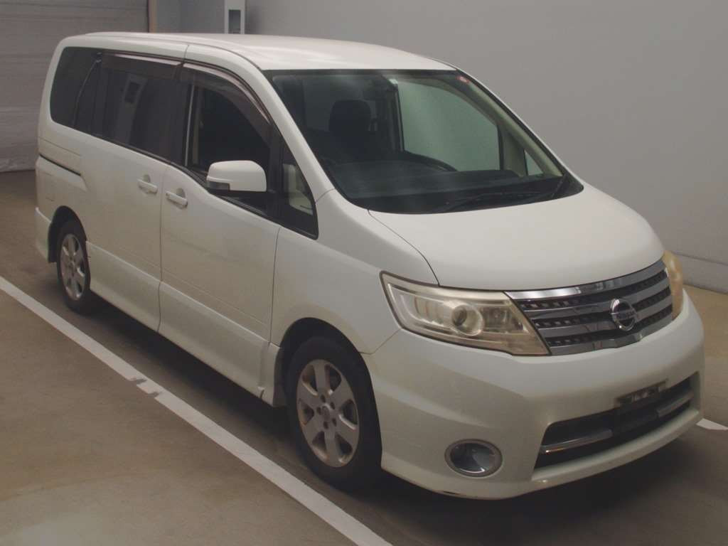 2010 Nissan Serena CC25[2]