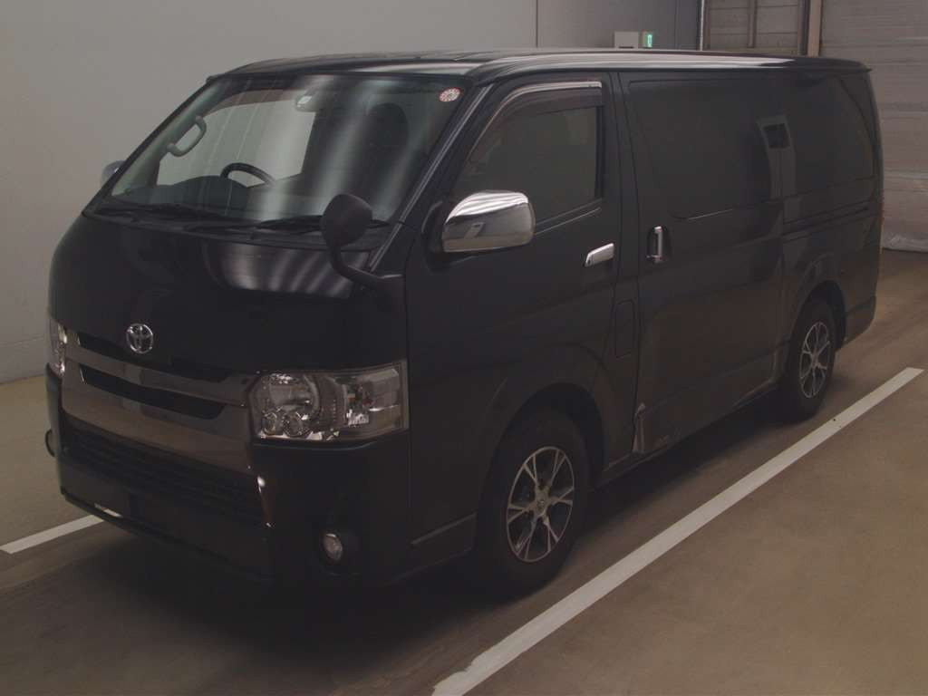 2016 Toyota Hiace Van TRH200V[0]