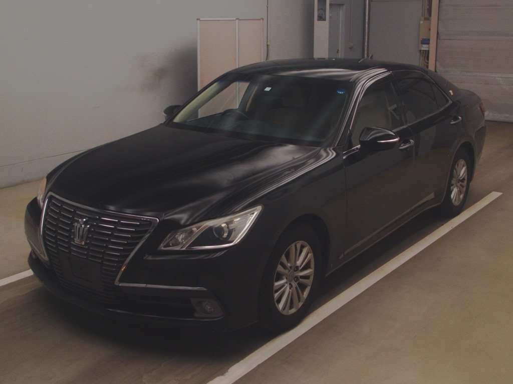 2013 Toyota Crown GRS210[0]