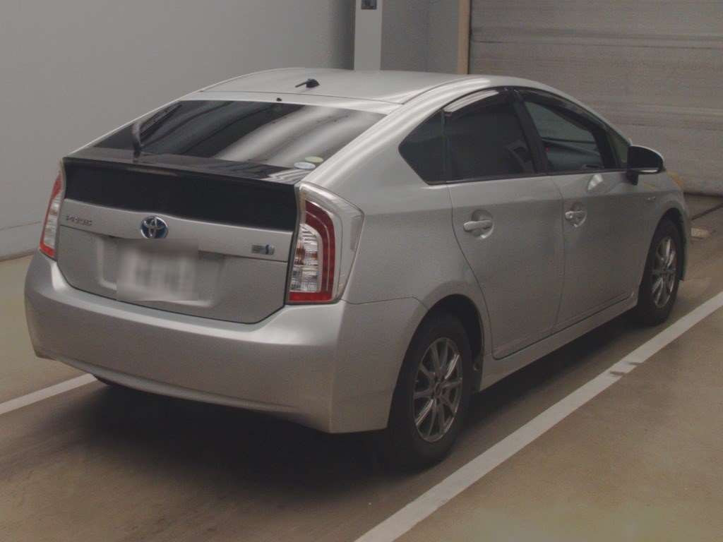 2012 Toyota Prius ZVW30[1]