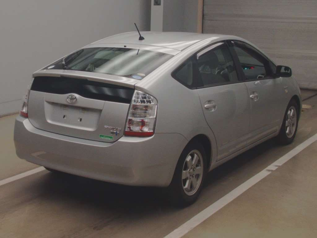 2009 Toyota Prius NHW20[1]