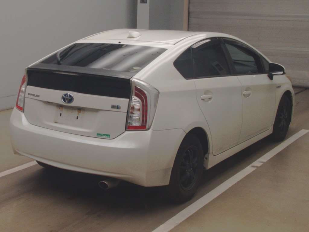 2012 Toyota Prius ZVW30[1]