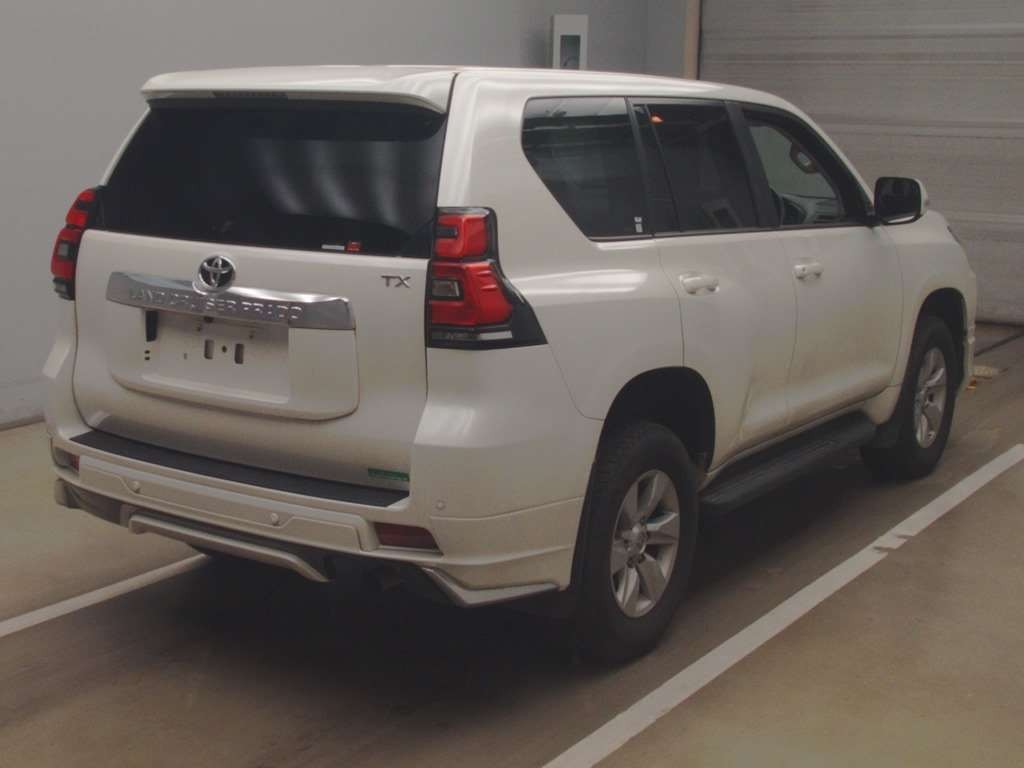 2023 Toyota Land Cruiser Prado TRJ150W[1]