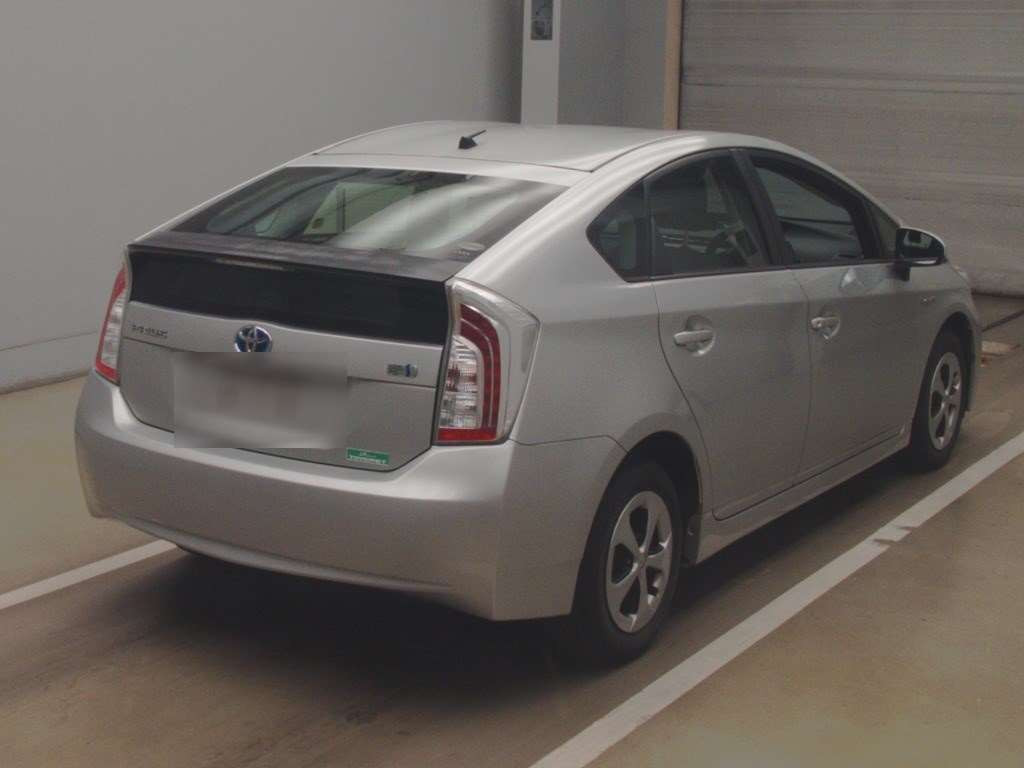 2012 Toyota Prius ZVW30[1]