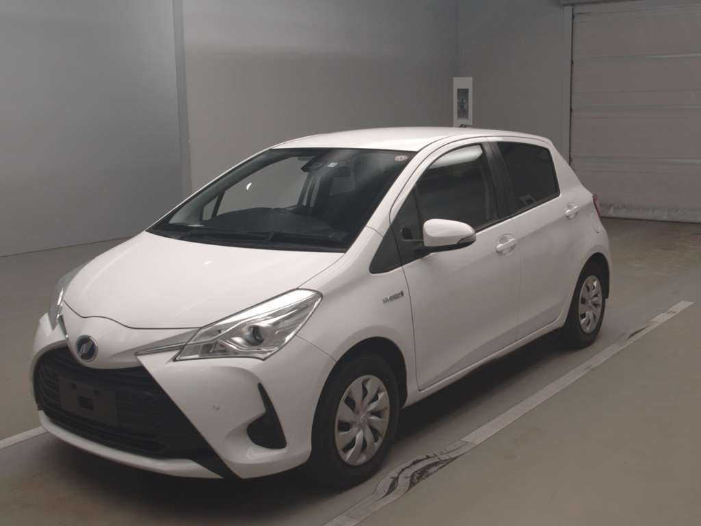 2019 Toyota Vitz NHP130[0]