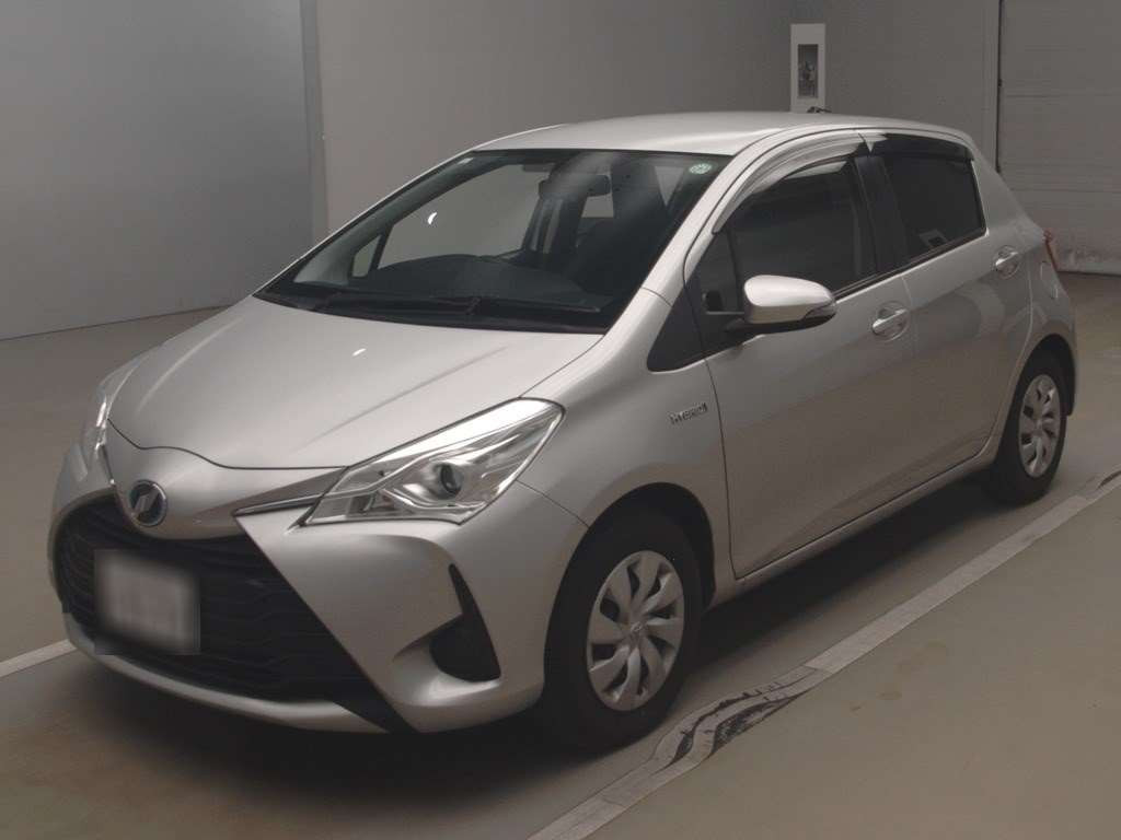 2019 Toyota Vitz NHP130[0]