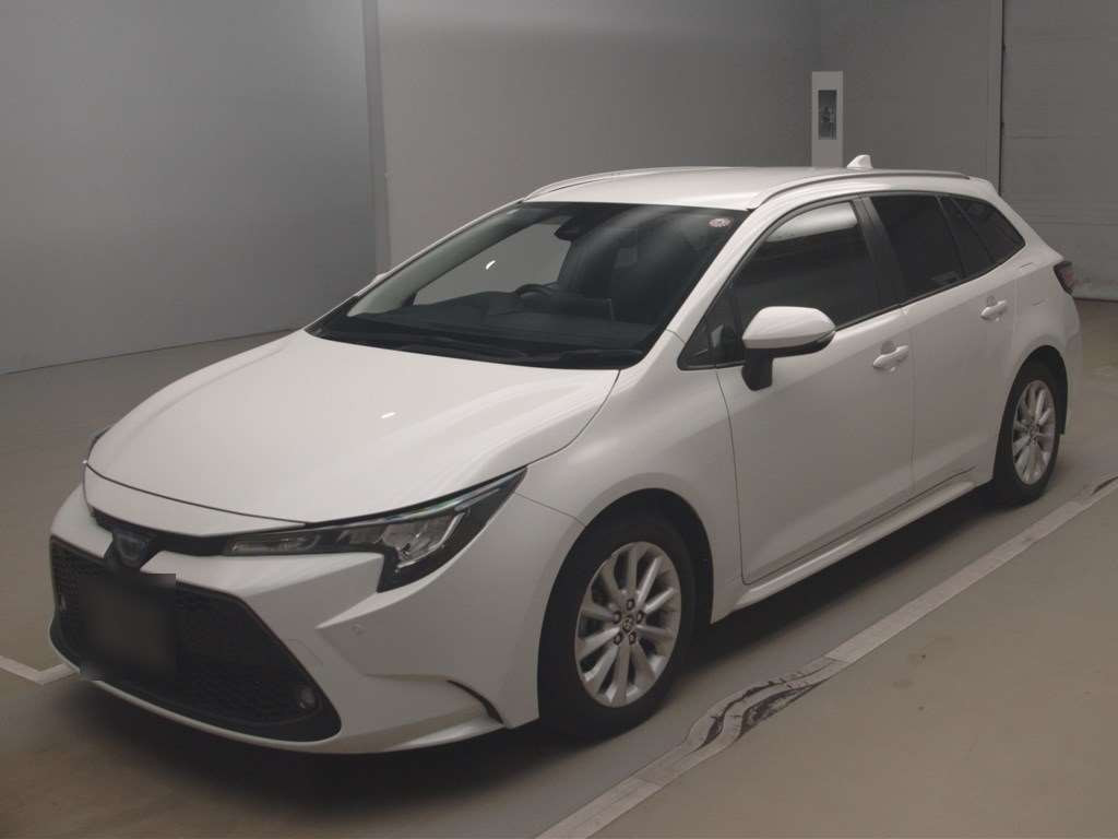 2020 Toyota Corolla Touring Wagon ZWE214W[0]