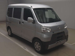 2018 Toyota Pixis Van