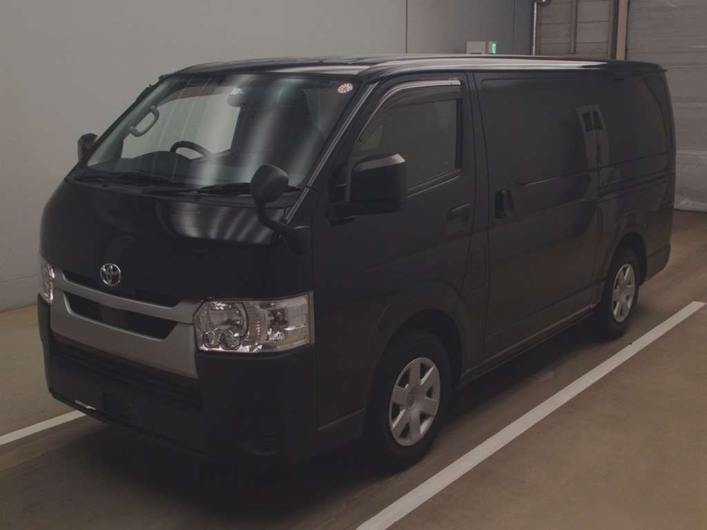 2020 Toyota Hiace Van GDH201V[0]