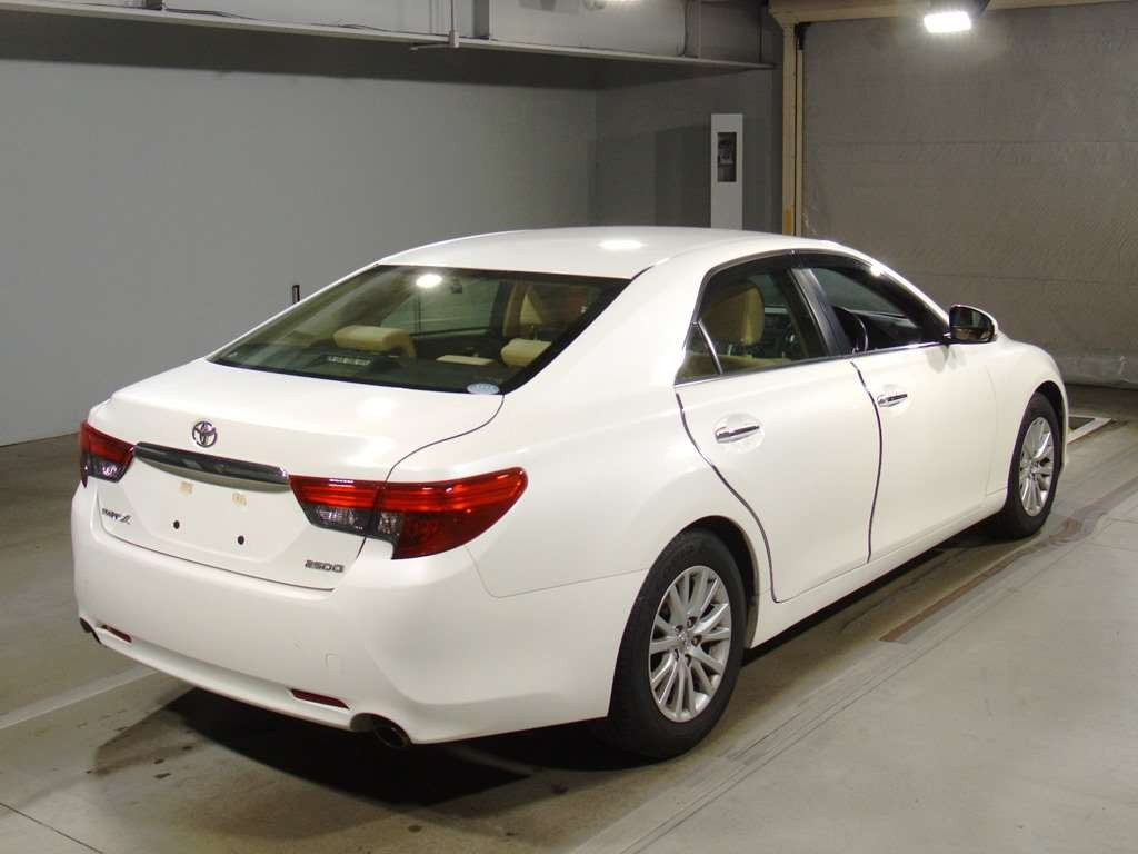 2013 Toyota Mark X GRX130[1]