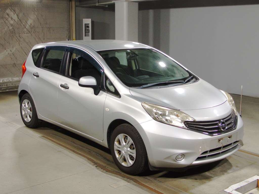 2014 Nissan Note E12[2]