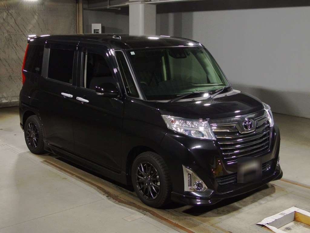 2019 Toyota Roomy M900A[2]