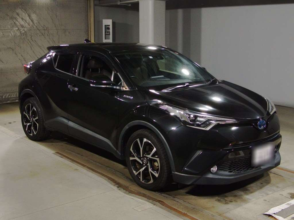 2018 Toyota C-HR ZYX10[2]