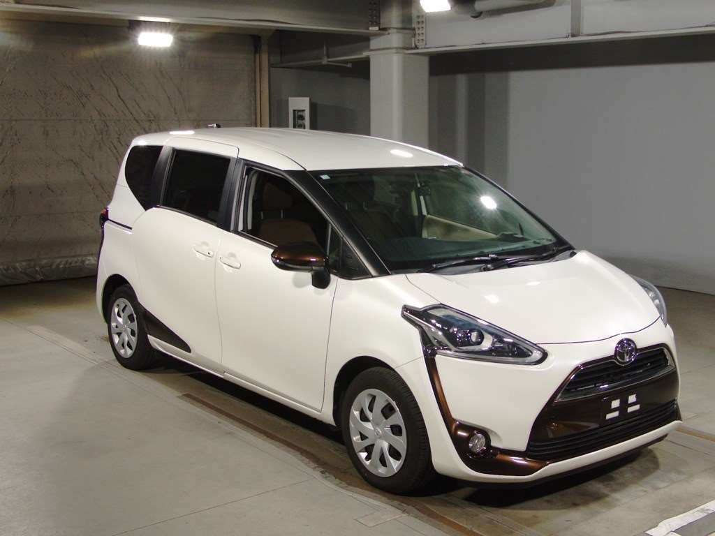 2016 Toyota Sienta NSP170G[2]