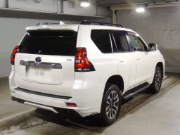 2023 Toyota Land Cruiser Prado