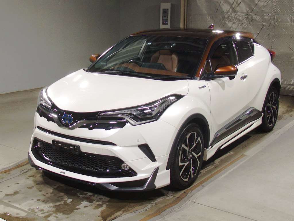 2019 Toyota C-HR ZYX10[0]