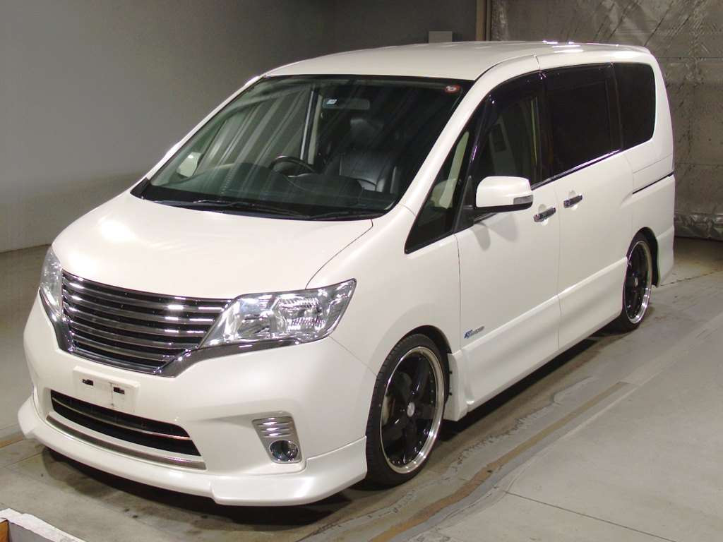 2013 Nissan Serena HFC26[0]