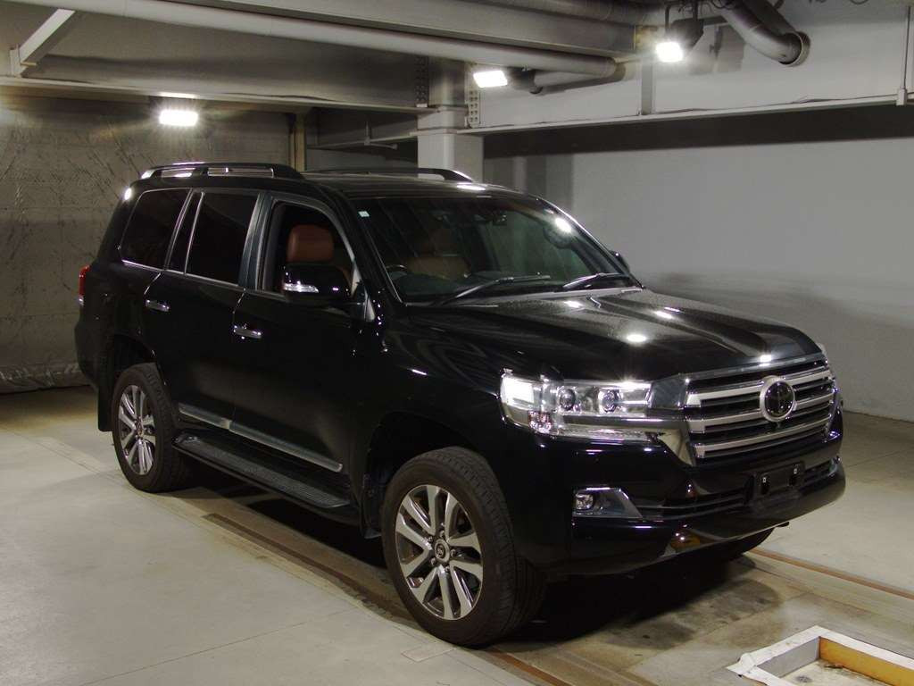 2020 Toyota Land Cruiser URJ202W[2]