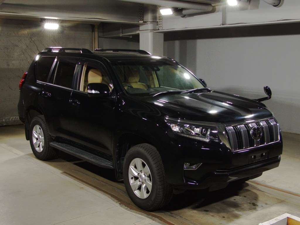 2020 Toyota Land Cruiser Prado GDJ150W[2]