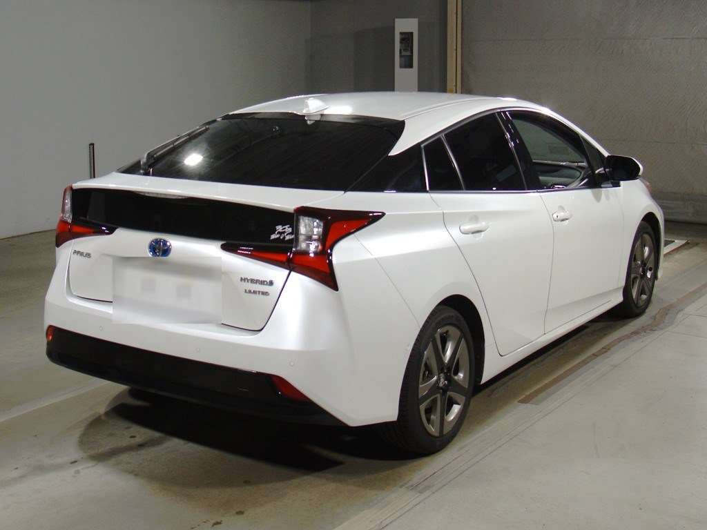 2020 Toyota Prius ZVW51[1]