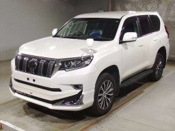 2021 Toyota Land Cruiser Prado