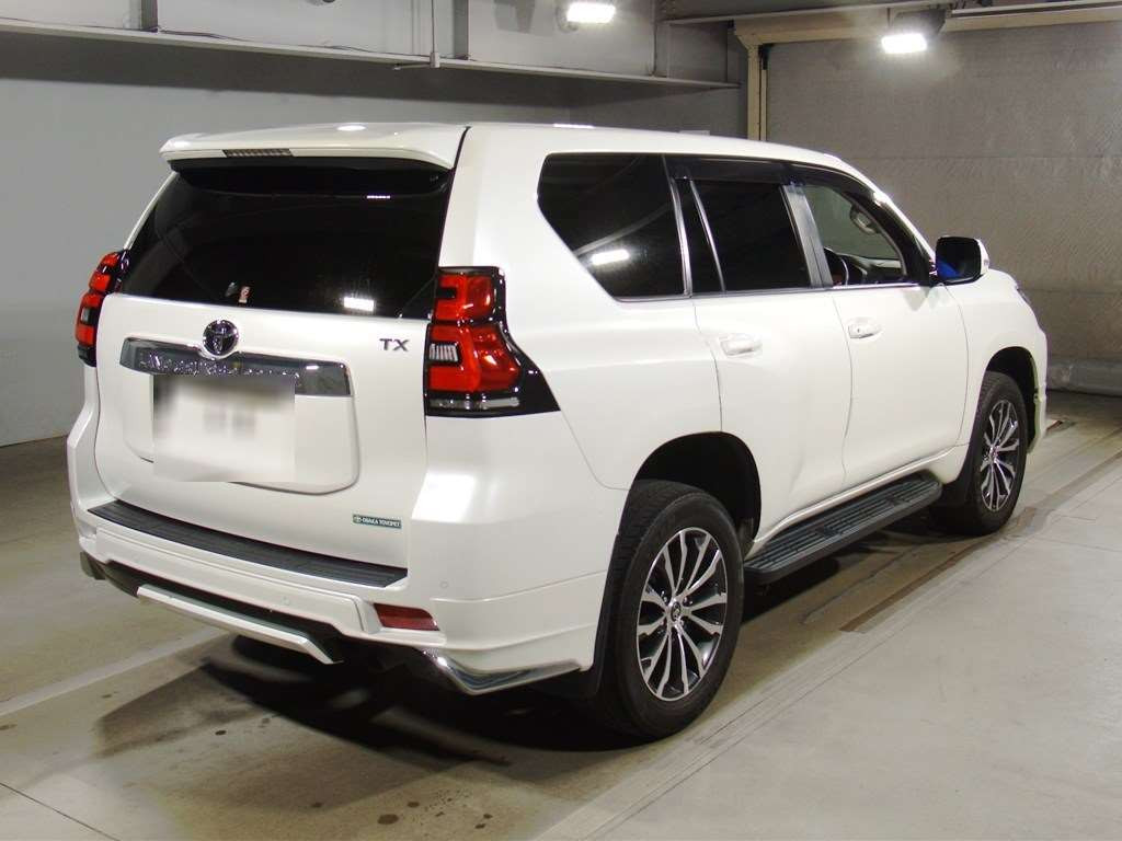 2021 Toyota Land Cruiser Prado TRJ150W[1]