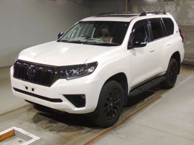 2021 Toyota Land Cruiser Prado