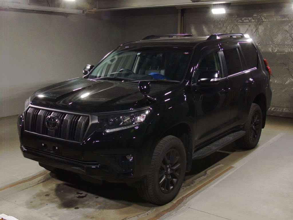 2022 Toyota Land Cruiser Prado TRJ150W[0]