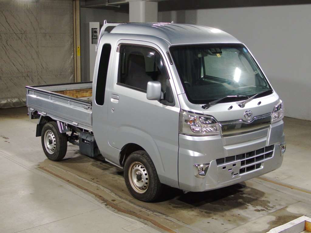 2019 Daihatsu Hijet Truck S500P[2]