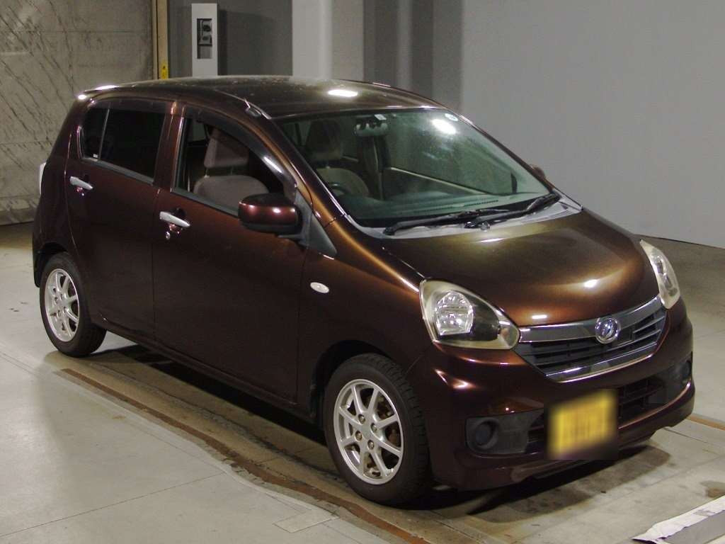 2013 Daihatsu Mira es LA300S[2]