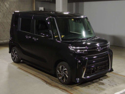 2023 Daihatsu Tanto Custom