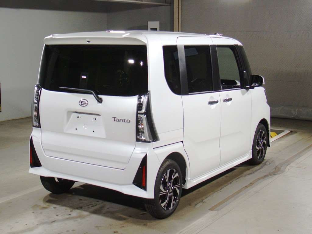 2024 Daihatsu Tanto Custom LA650S[1]