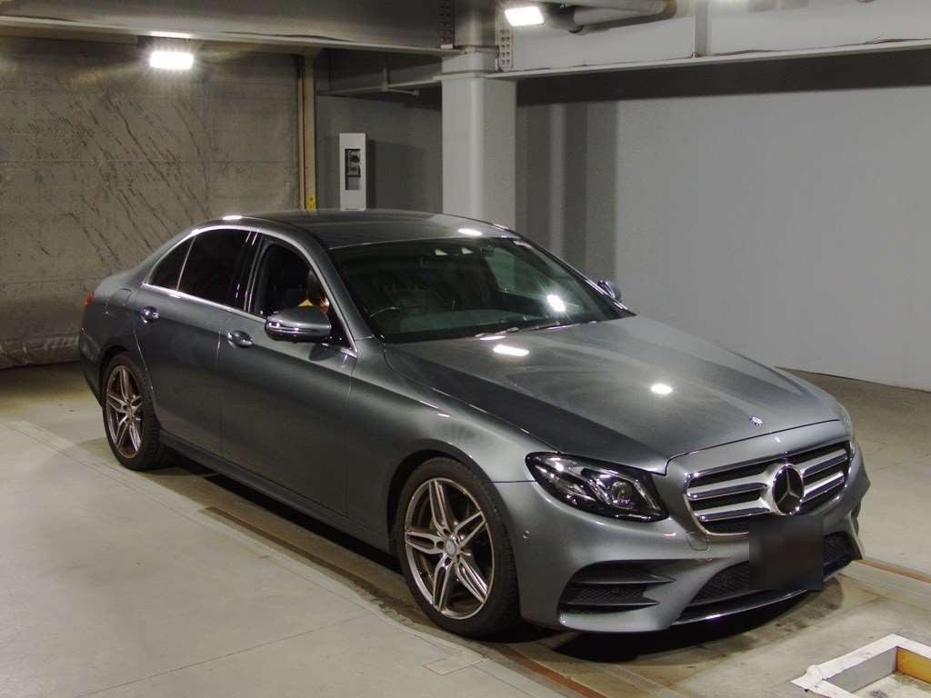 2016 Mercedes Benz E-Class 213042C[2]