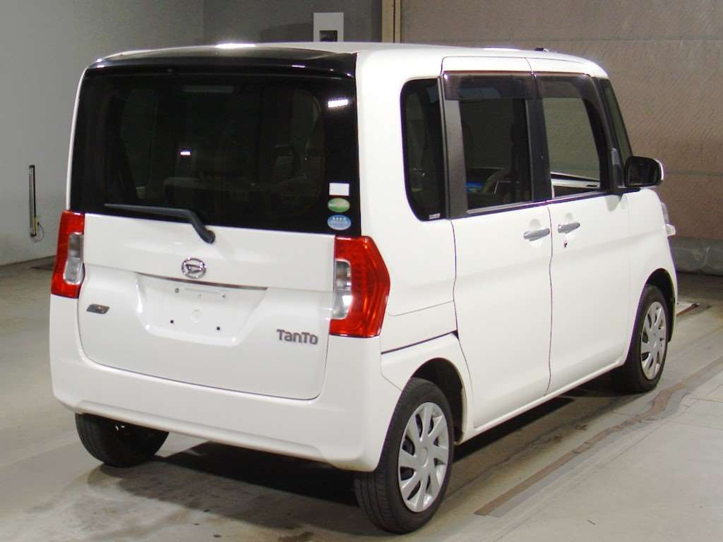 2014 Daihatsu Tanto LA600S[1]