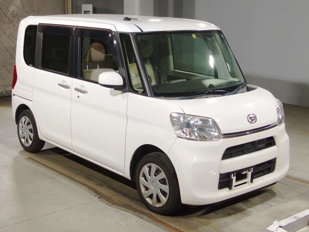 2014 Daihatsu Tanto LA600S[2]