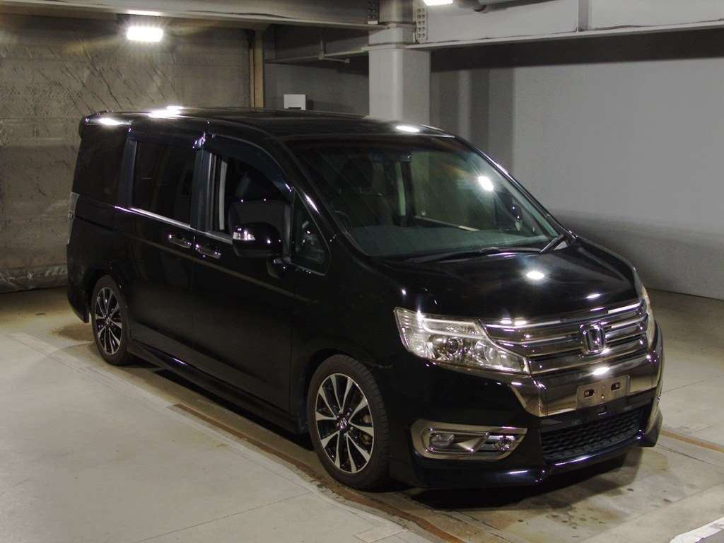 2012 Honda Step WGN Spada RK5[2]