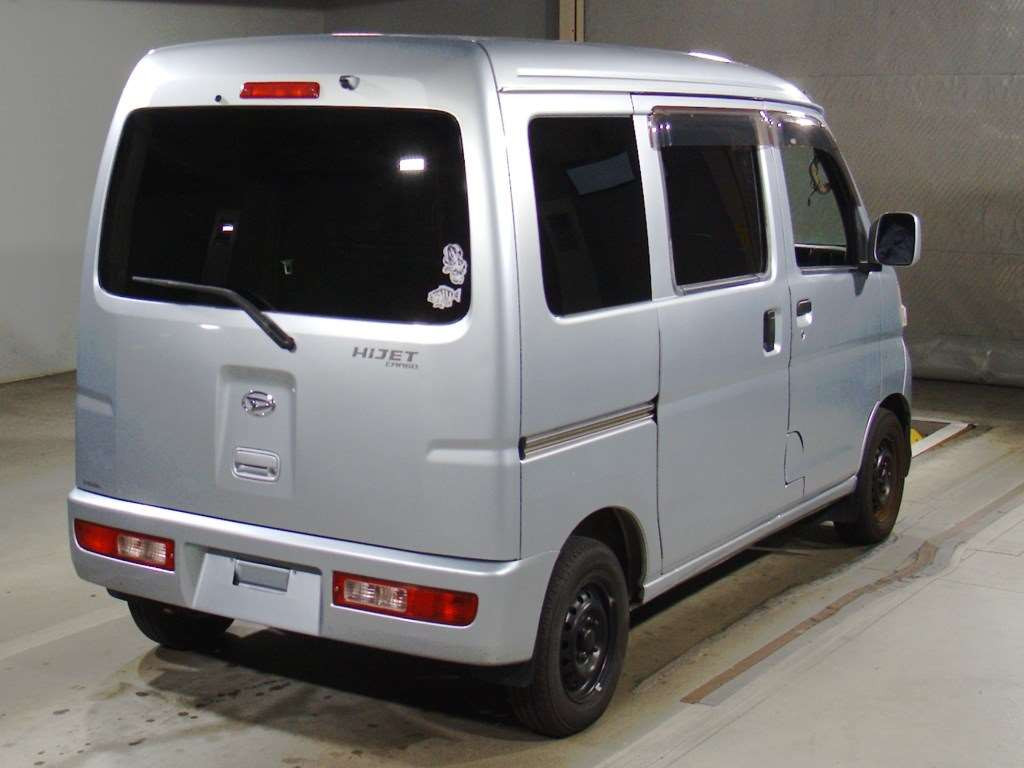 2013 Daihatsu Hijet Cargo S331V[1]