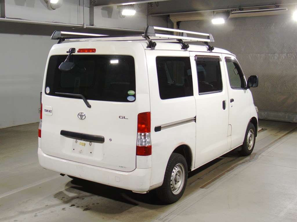 2016 Toyota Townace Van S402M[1]