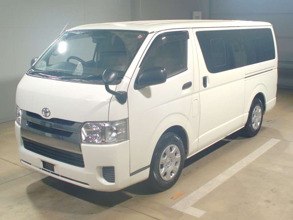 2018 Toyota Regiusace Van GDH201V[0]