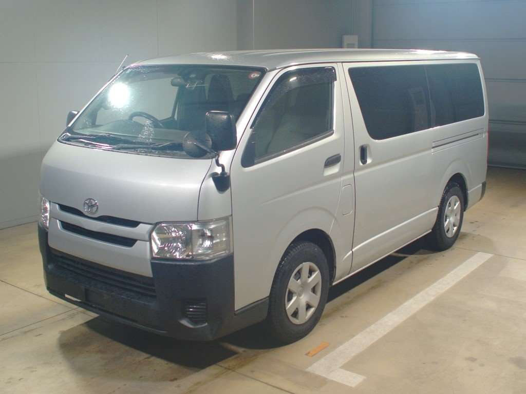 2019 Toyota Hiace Van GDH201V[0]