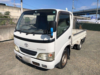 2005 Toyota Dyna Truck