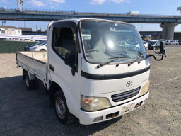 2005 Toyota Dyna Truck