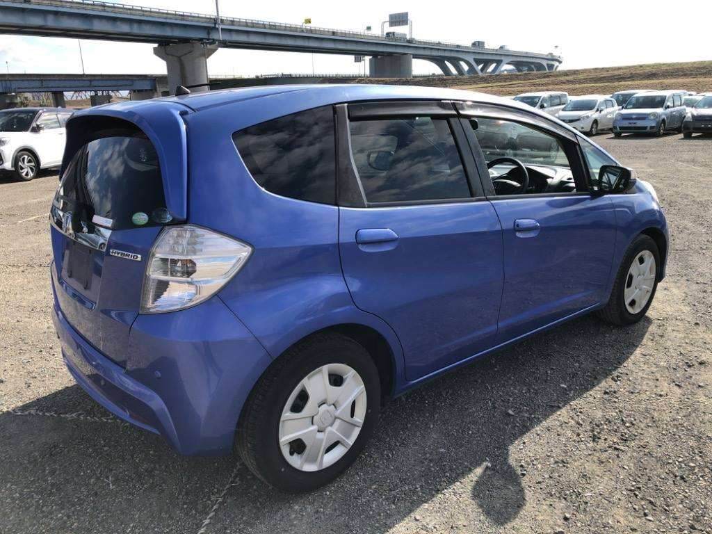 2011 Honda Fit Hybrid GP1[1]