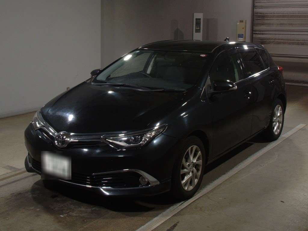 2016 Toyota Auris NZE181H[0]