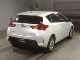 2012 Toyota Auris