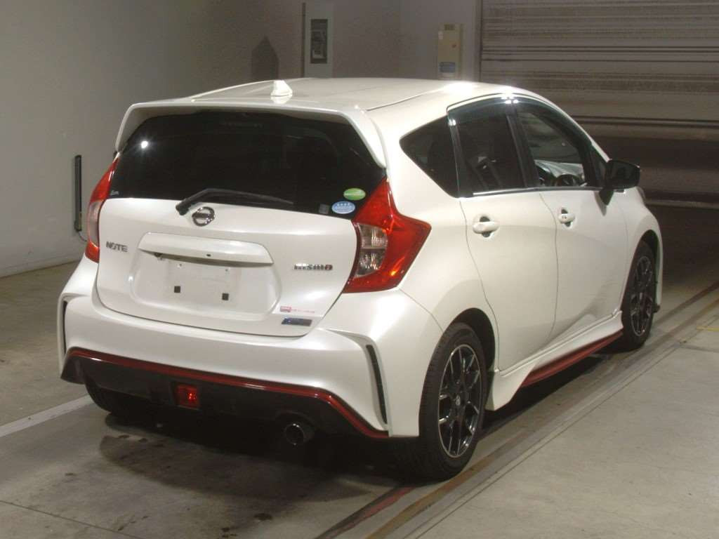 2016 Nissan Note E12[1]