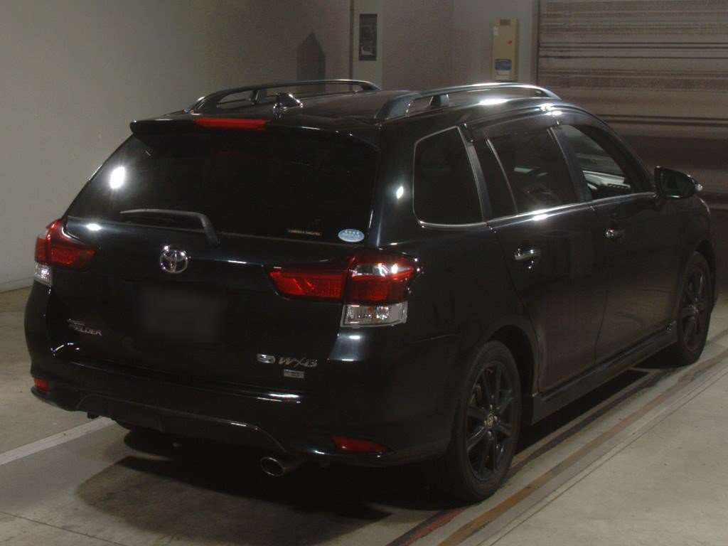 2015 Toyota Corolla Fielder ZRE162G[1]