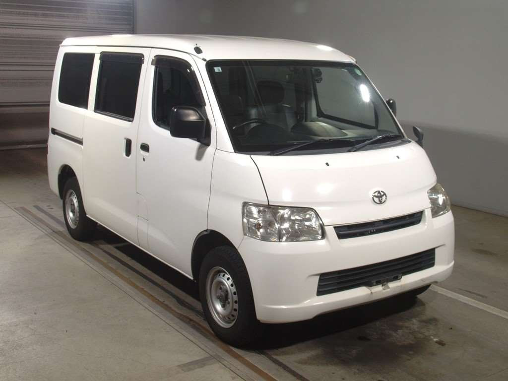 2019 Toyota Townace Van S402M[2]